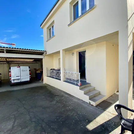 Bienvenue Chez Vous, Deplacement Pro Hotel apartamentowy 3*