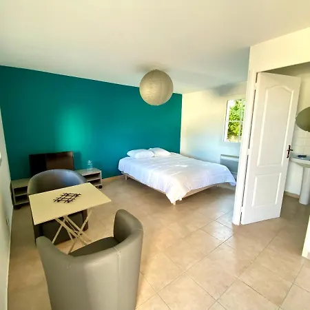 Bienvenue Chez Vous, Deplacement Pro