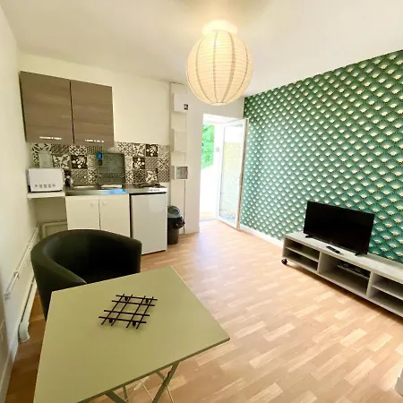 Hotel apartamentowy Bienvenue Chez Vous, Deplacement Pro 3*