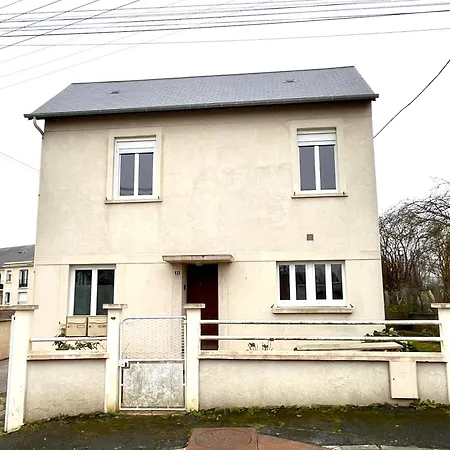 Bienvenue Chez Vous, Deplacement Pro 3* Mondeville (Calvados)