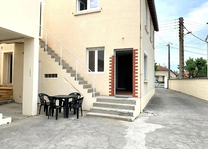 Bienvenue Chez Vous, Deplacement Pro 3* Mondeville (Calvados)