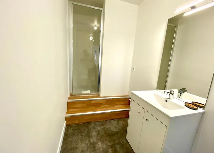 Bienvenue Chez Vous, Deplacement Pro