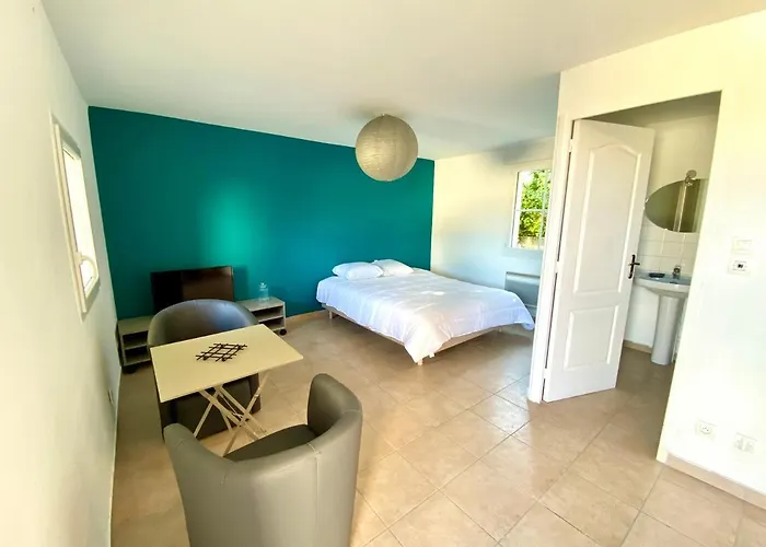 Bienvenue Chez Vous, Deplacement Pro