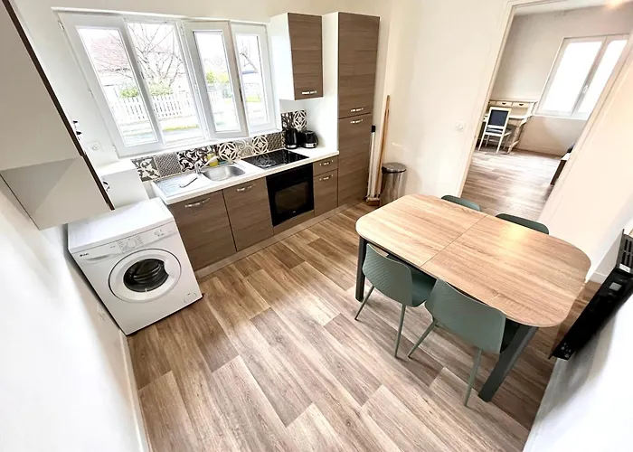 Bienvenue Chez Vous, Deplacement Pro Aparthotel Mondeville (Calvados)